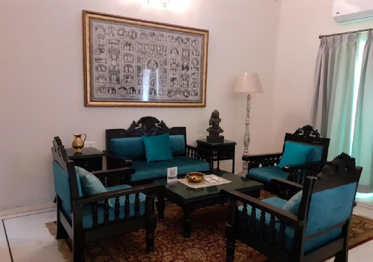 Mpt Sheesh Mahal, Orchha Hotel Kültér fotó